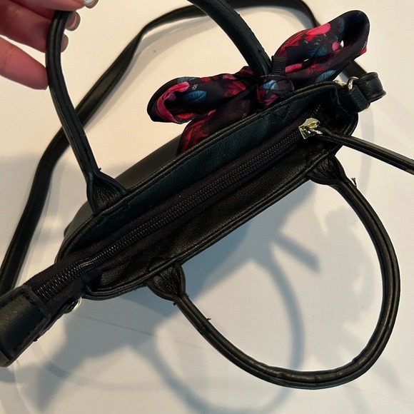 Juicy Couture faux leather shoulder cross body top handle Mini Bag in Black - Picture 8 of 10